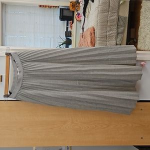 Aritzia Babaton Jude Skirt XS